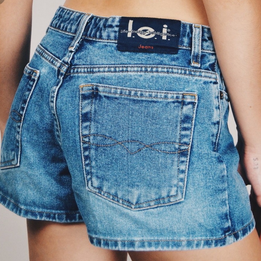 Add to BUNDLE* Vintage Denim Lei Jeans Shorts sz 3